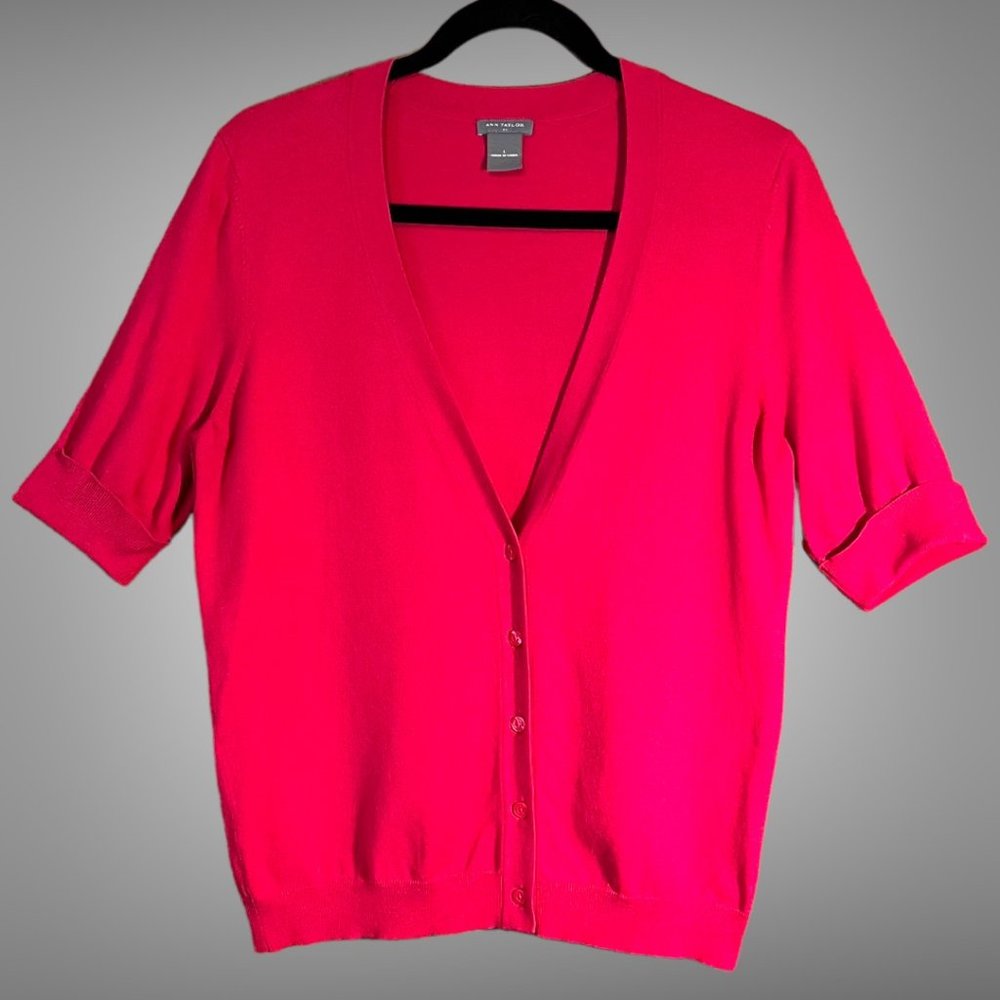 Ann Taylor size L deep v-neck magenta cardigan with cuffed short sleeves
